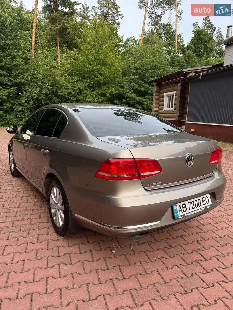 2011 Volkswagen Passat - мініатюра 7
