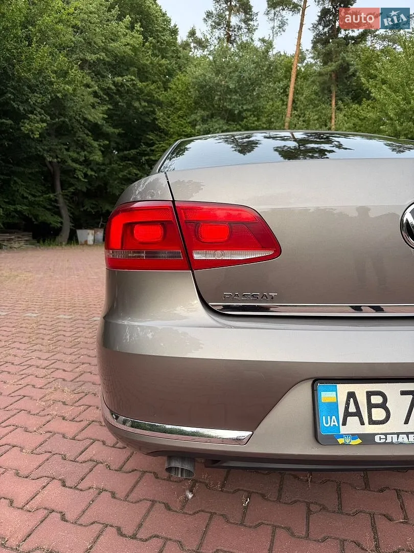 2011 Volkswagen Passat - мініатюра 22