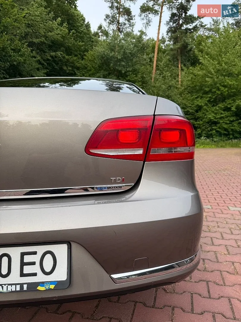 2011 Volkswagen Passat - мініатюра 23