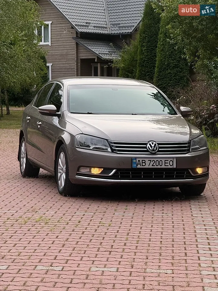 2012 Volkswagen Passat - мініатюра 9