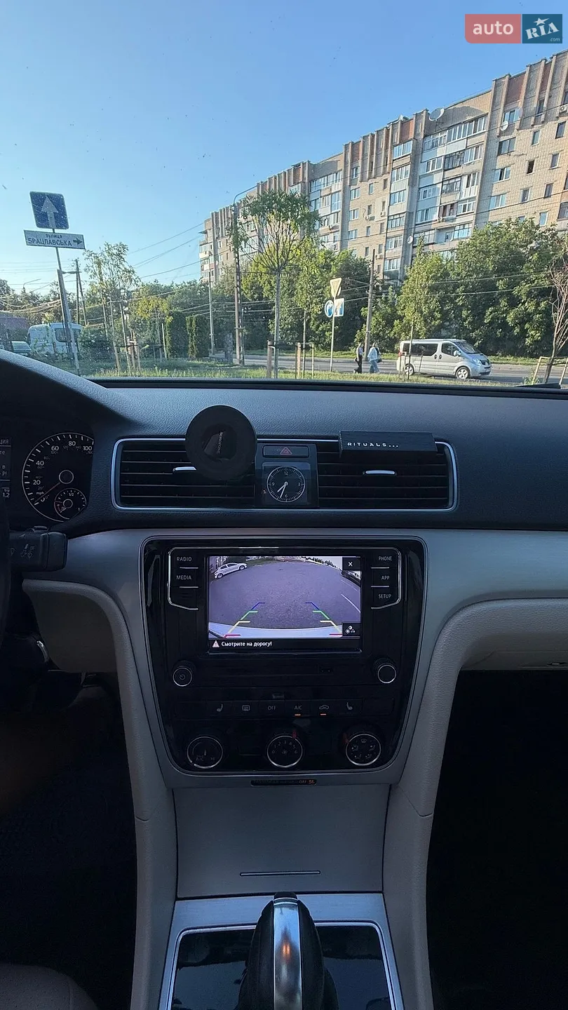 2013 Volkswagen Passat - мініатюра 16