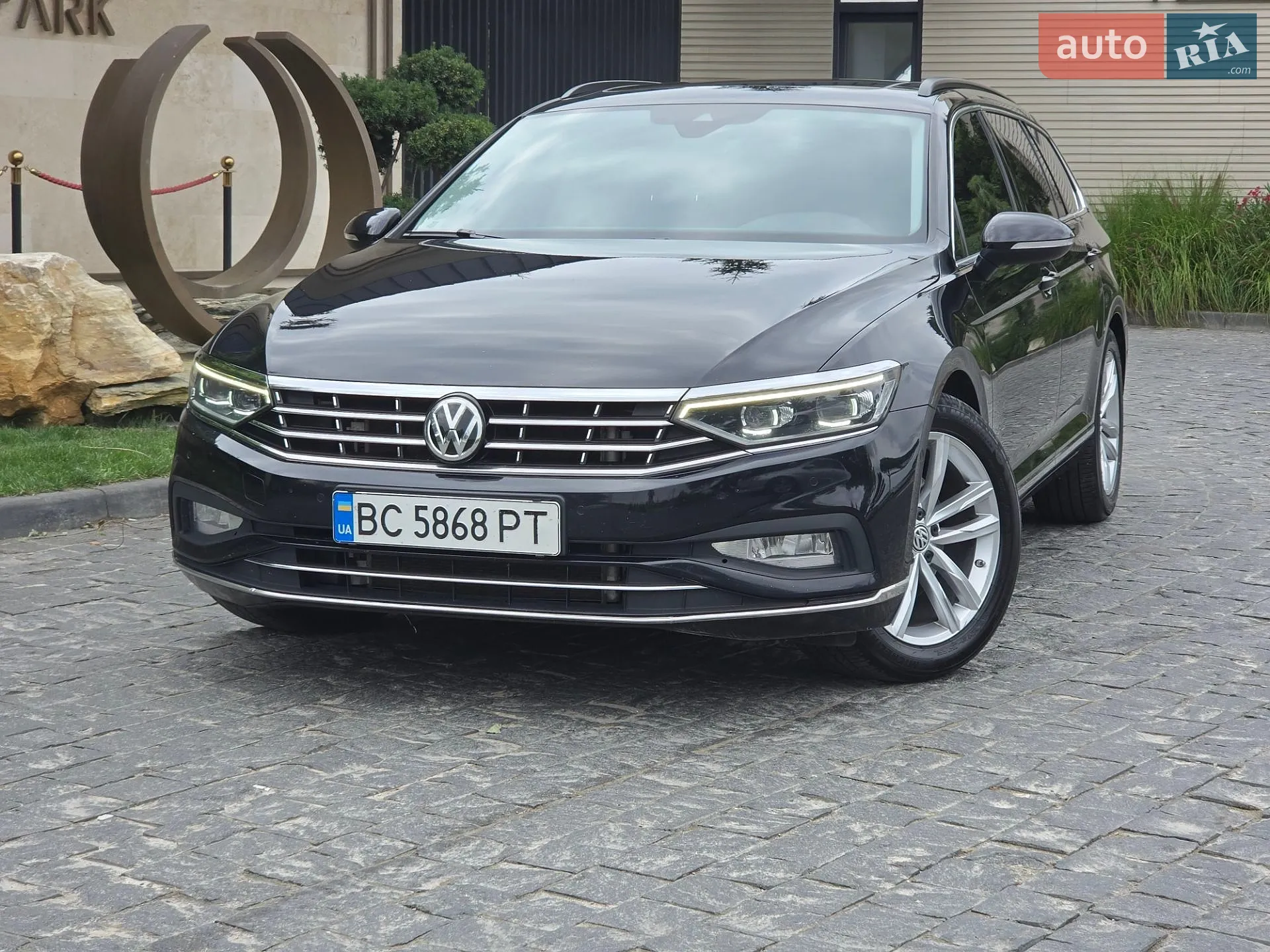 Volkswagen Passat 2020 VIN WVWZZZ3CZLE084487 фото оголошення 3 з 40