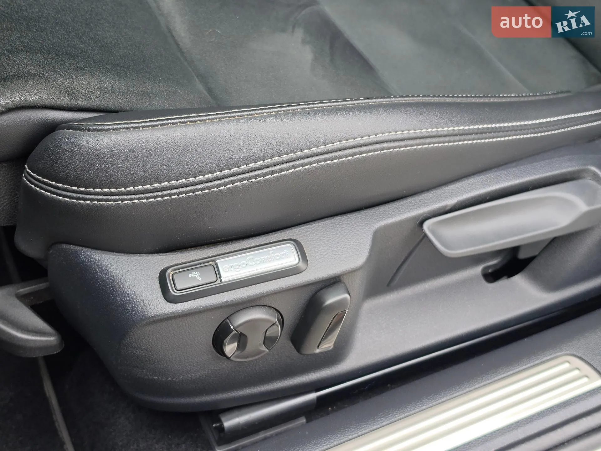 Volkswagen Passat 2020 VIN WVWZZZ3CZLE084487 фото оголошення 27 з 40