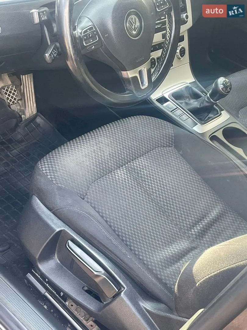 2012 Volkswagen Passat - мініатюра 20