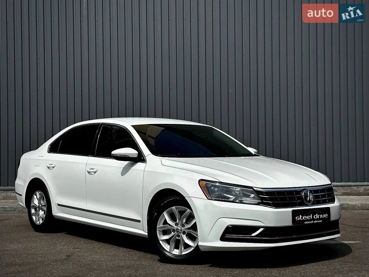 2016 Volkswagen Passat - мініатюра 14