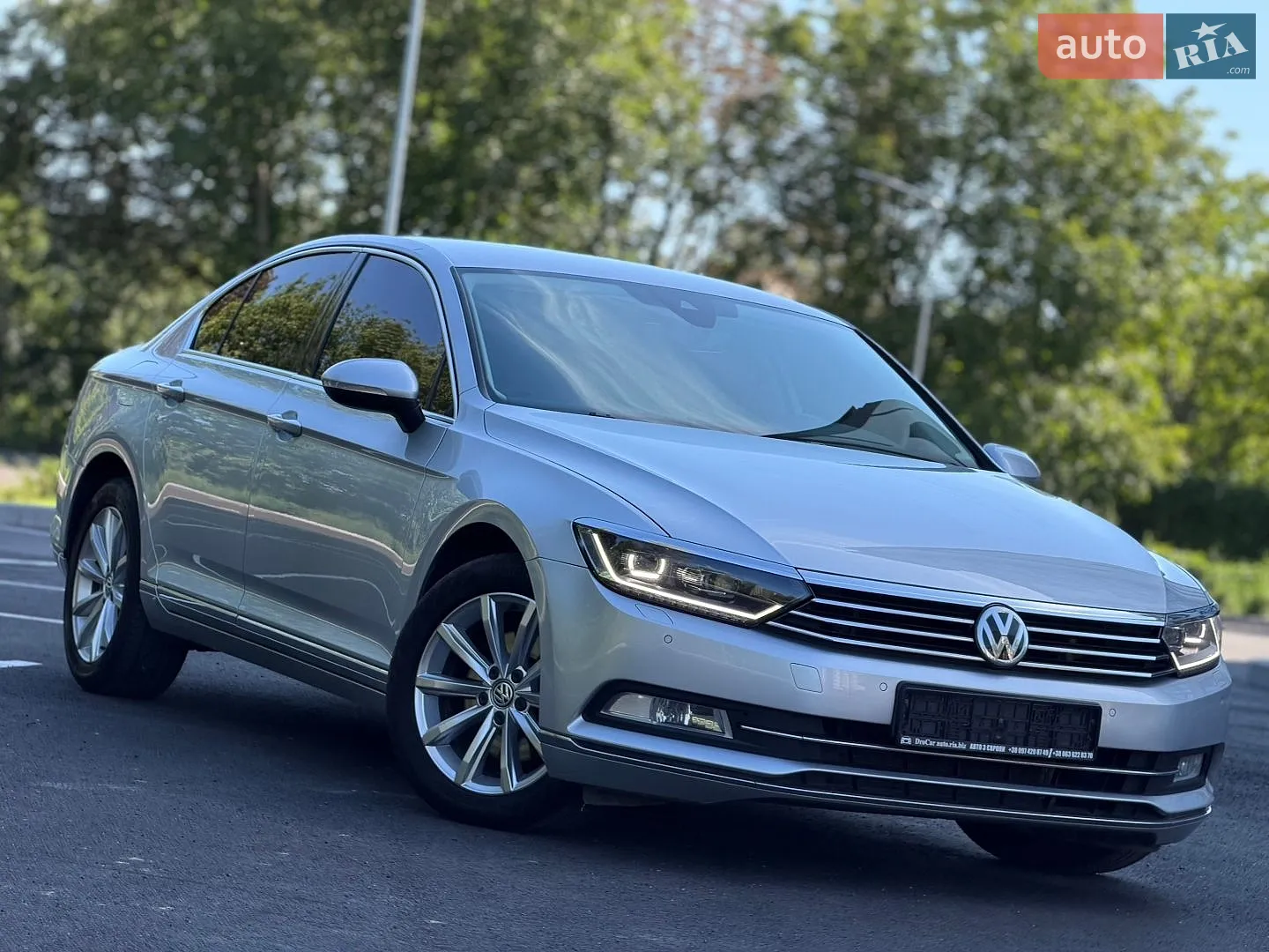 2016 Volkswagen Passat - мініатюра 8