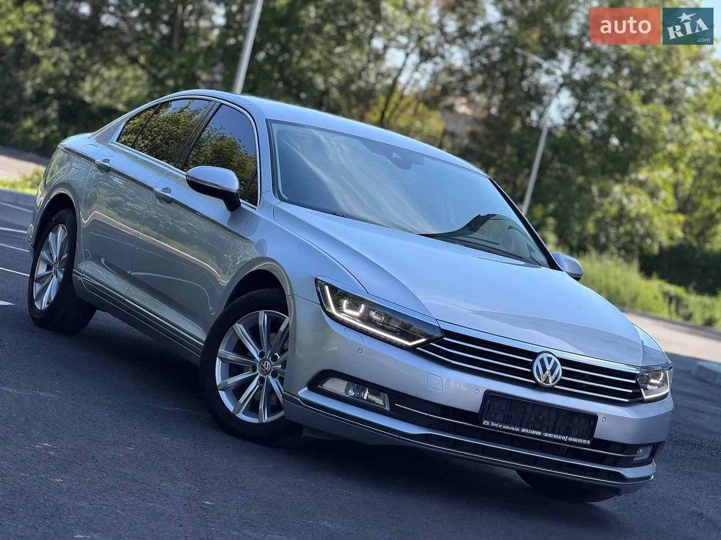 2016 Volkswagen Passat - мініатюра 9