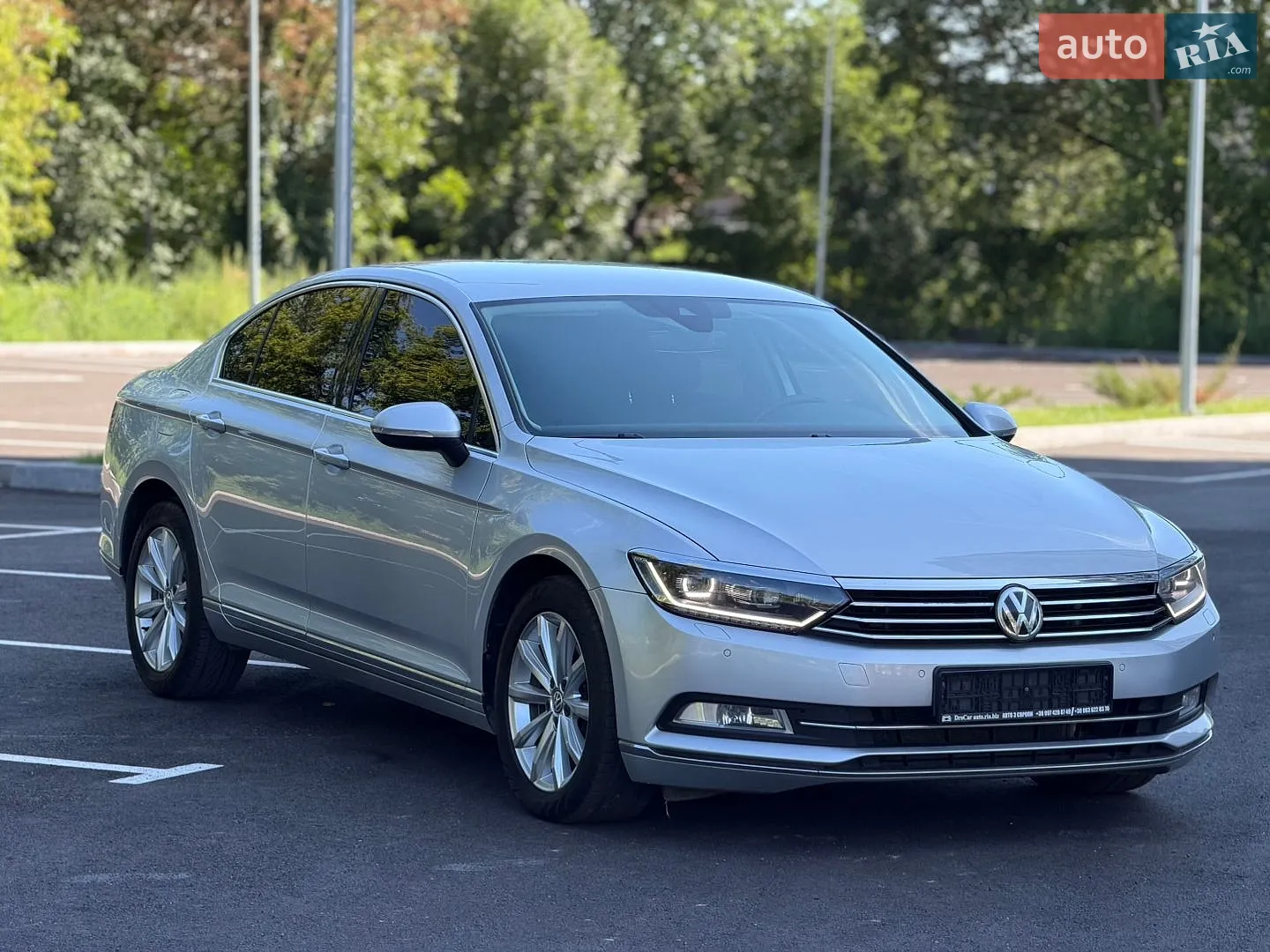 2016 Volkswagen Passat - мініатюра 18