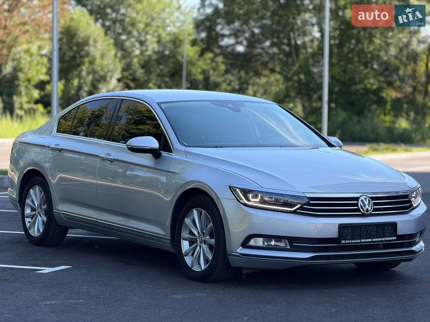 2016 Volkswagen Passat - мініатюра 16