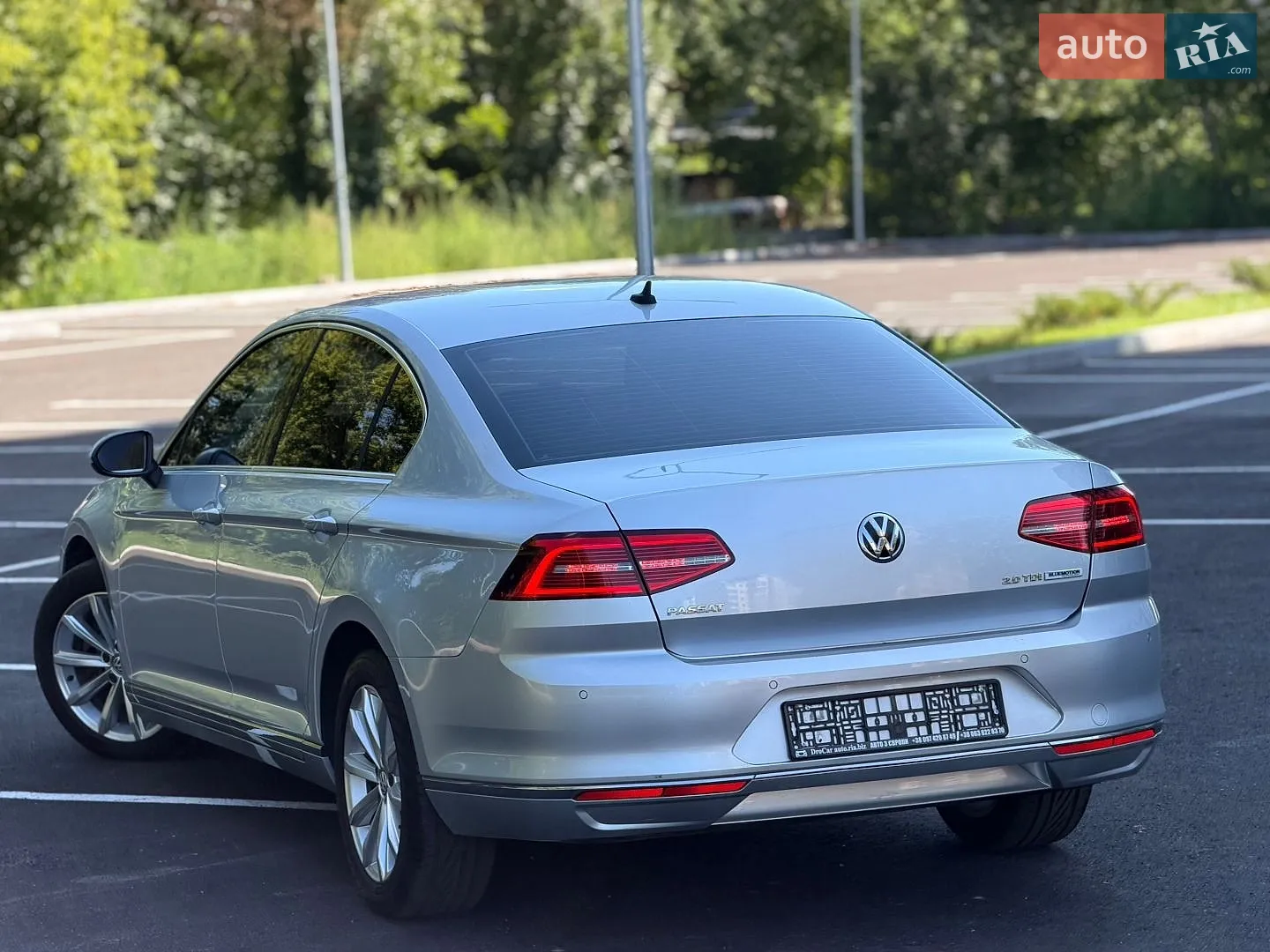 2016 Volkswagen Passat - мініатюра 21