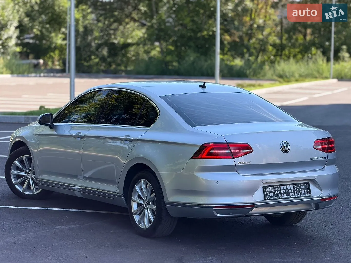 2016 Volkswagen Passat - мініатюра 22