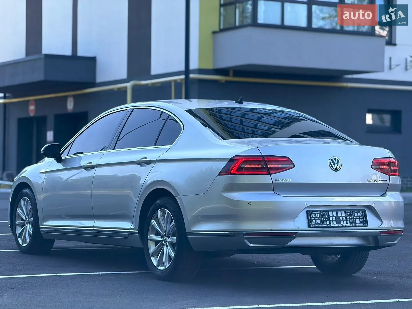 2016 Volkswagen Passat - мініатюра 30
