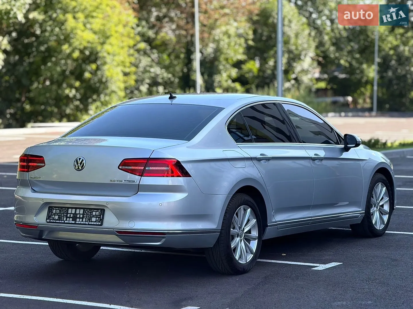 2016 Volkswagen Passat - мініатюра 31