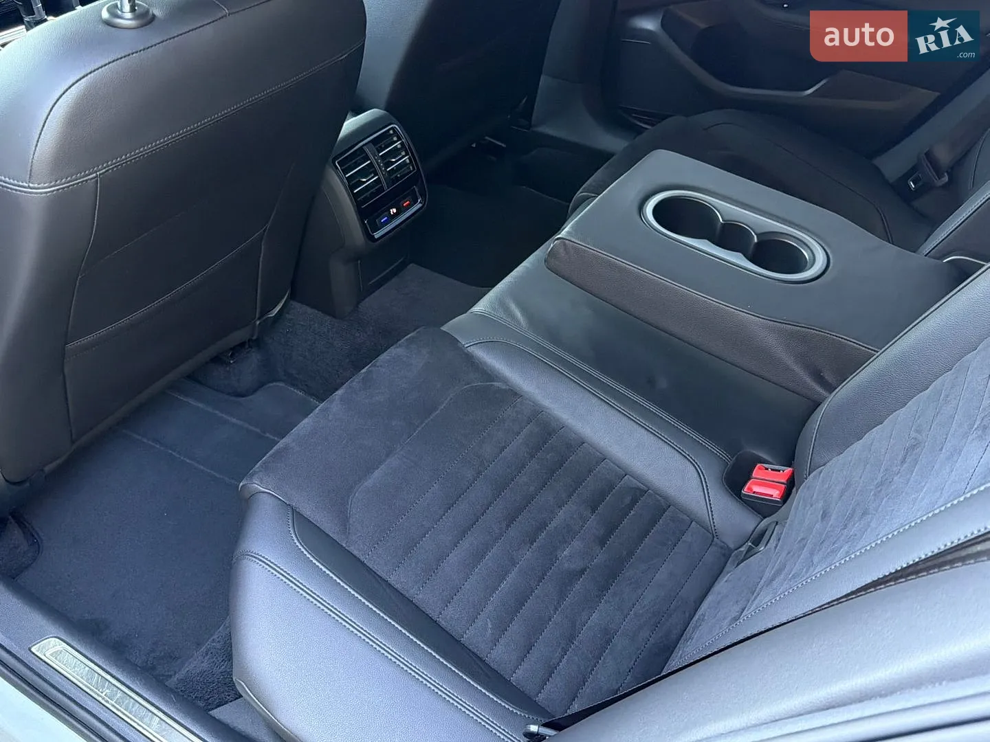 2016 Volkswagen Passat - мініатюра 42