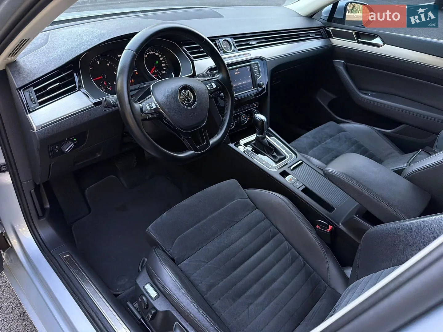 2016 Volkswagen Passat - мініатюра 43