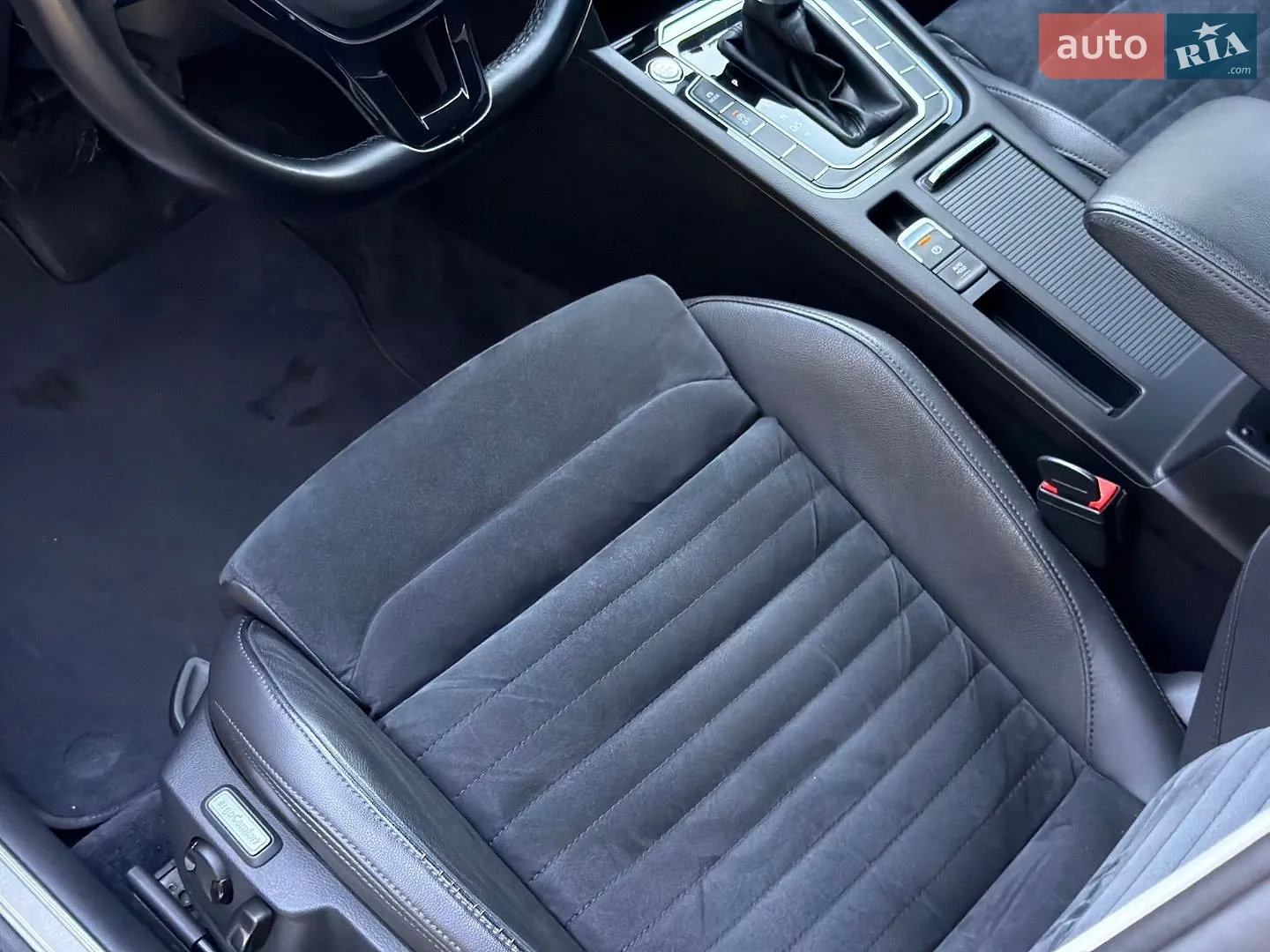 2016 Volkswagen Passat - мініатюра 45