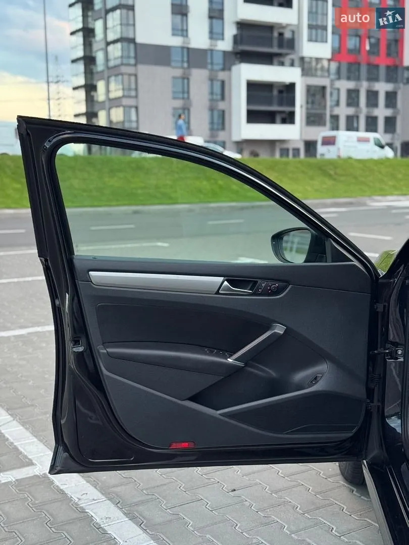 2019 Volkswagen Passat - мініатюра 43