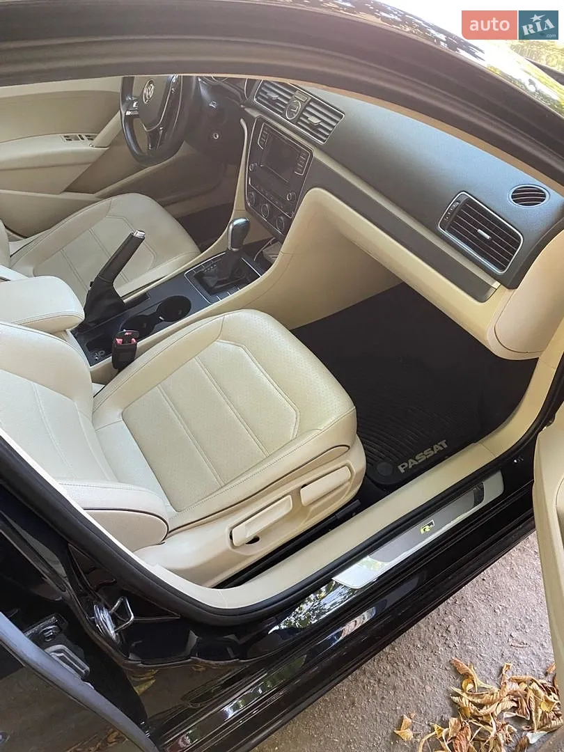 2016 Volkswagen Passat - мініатюра 8