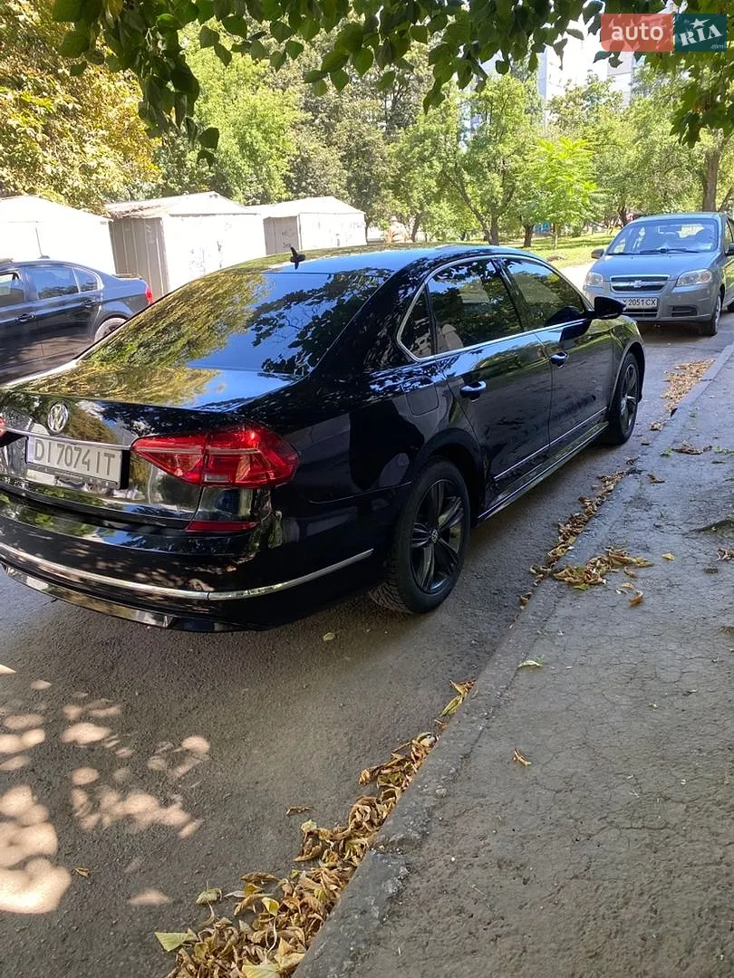 2016 Volkswagen Passat - мініатюра 9