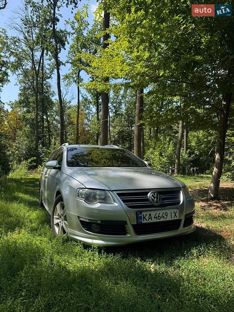 2010 Volkswagen Passat - мініатюра 2