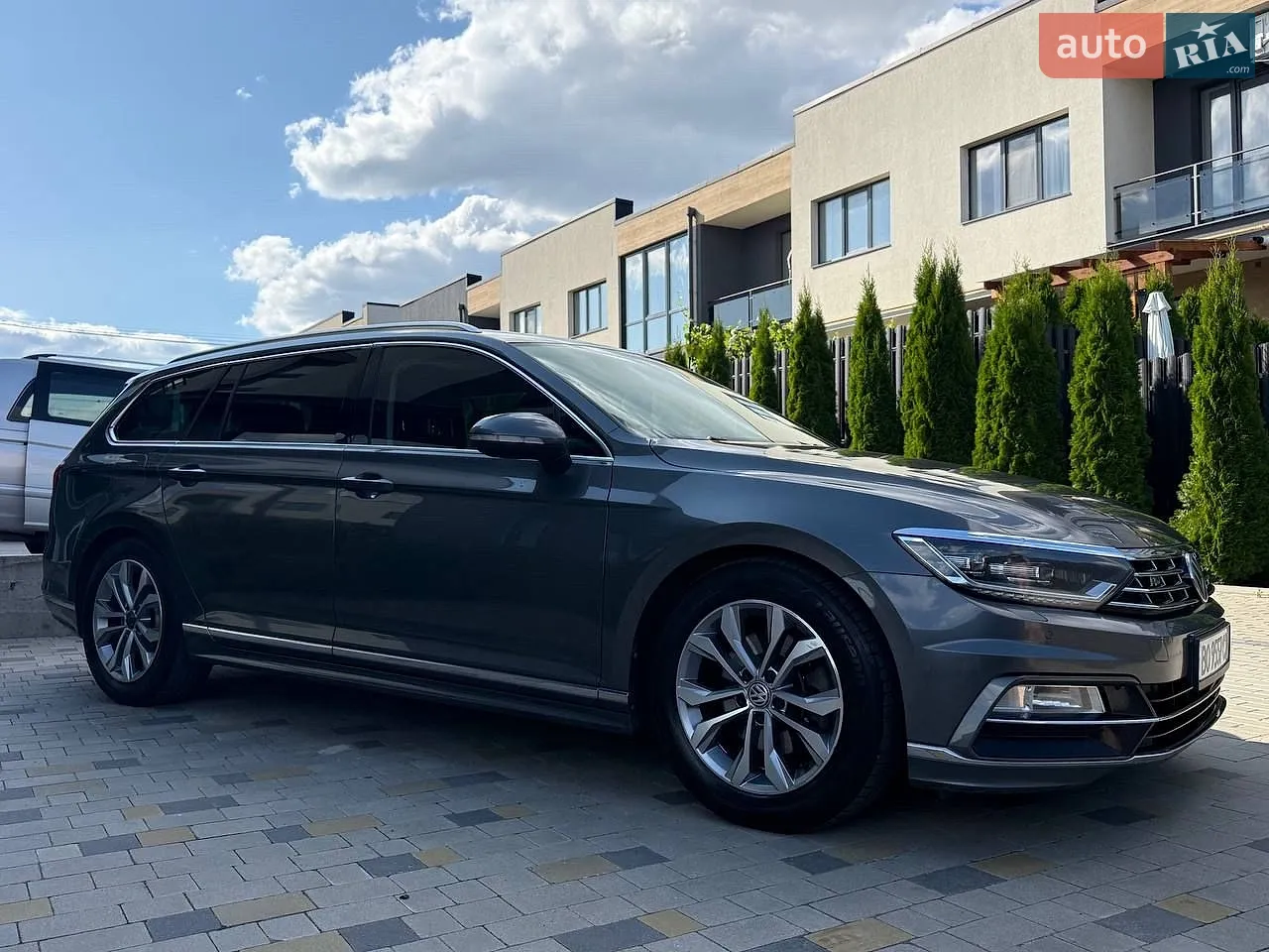 2016 Volkswagen Passat - мініатюра 2