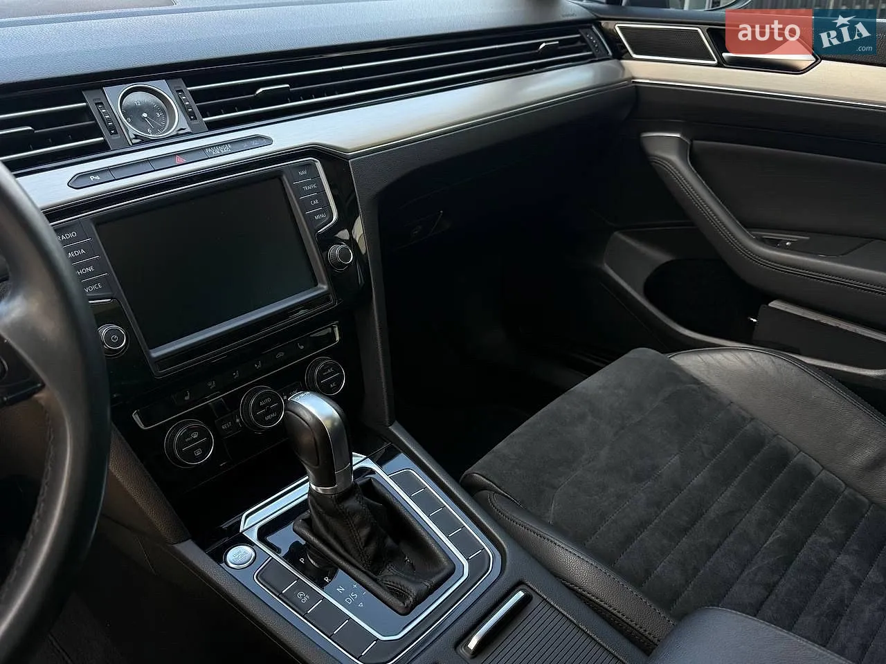 2016 Volkswagen Passat - мініатюра 9