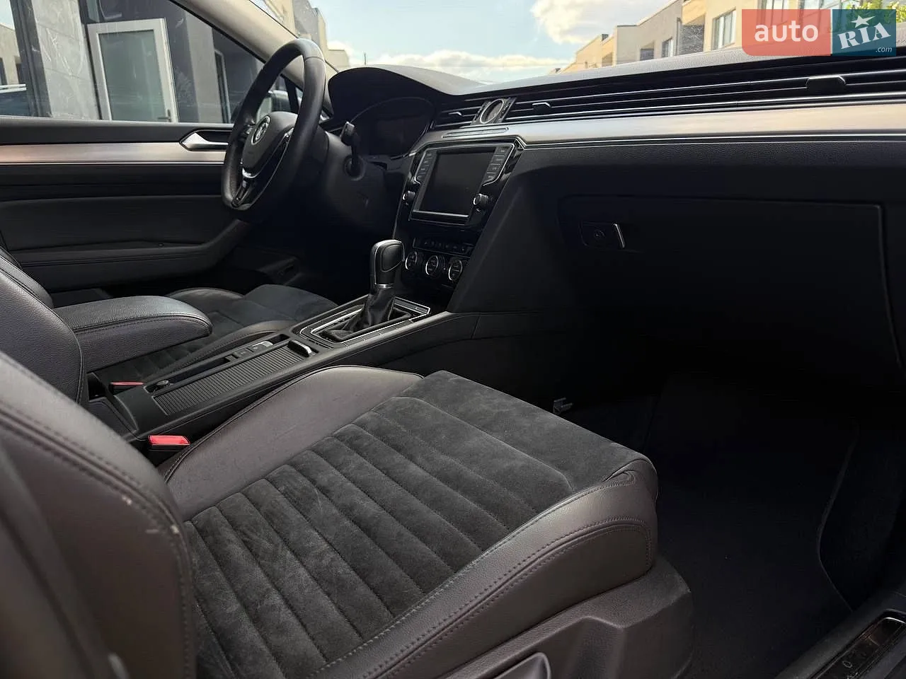 2016 Volkswagen Passat - мініатюра 18