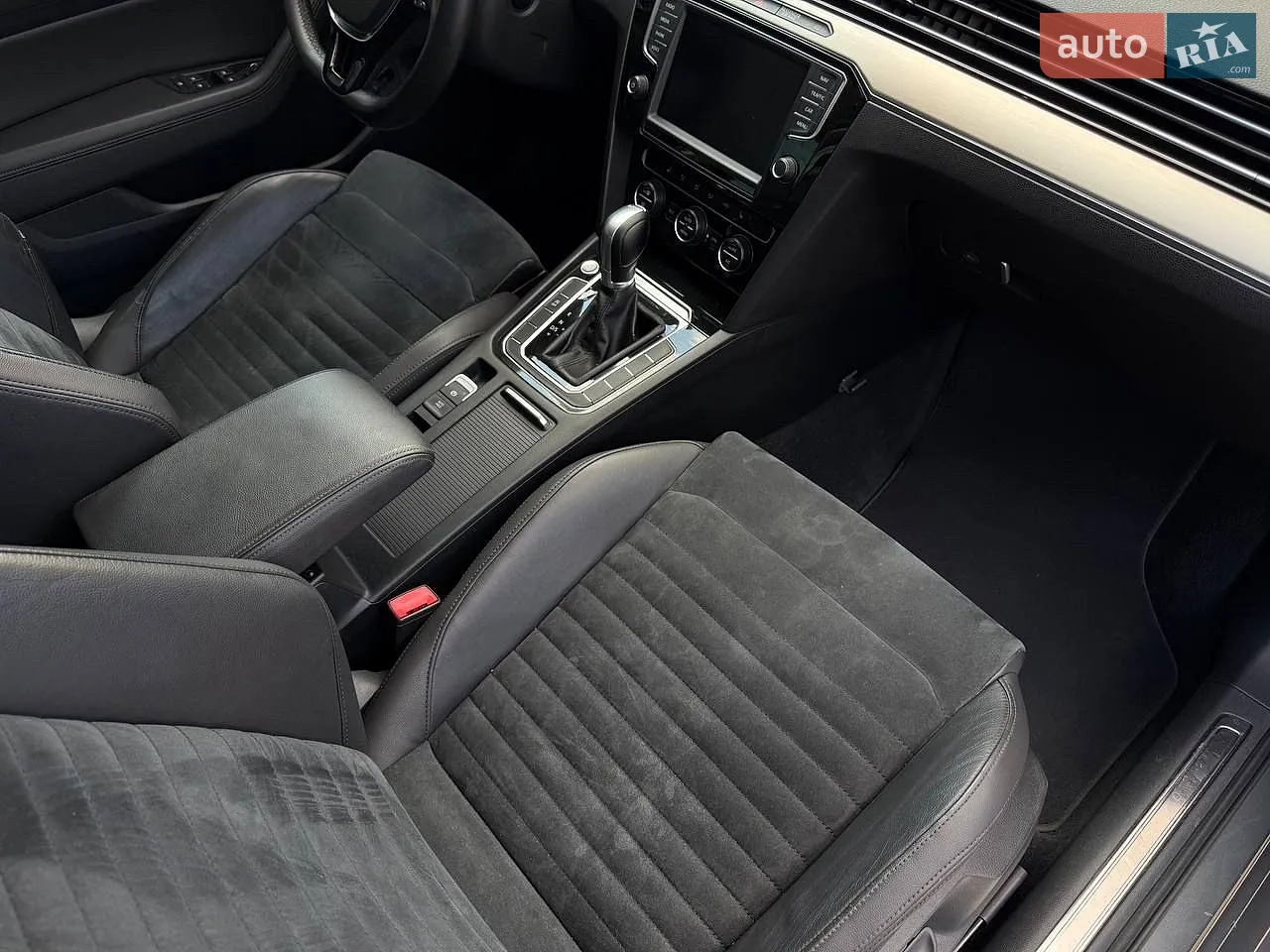 2016 Volkswagen Passat - мініатюра 19