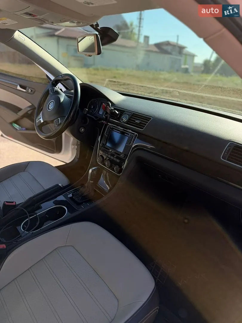2014 Volkswagen Passat - мініатюра 17