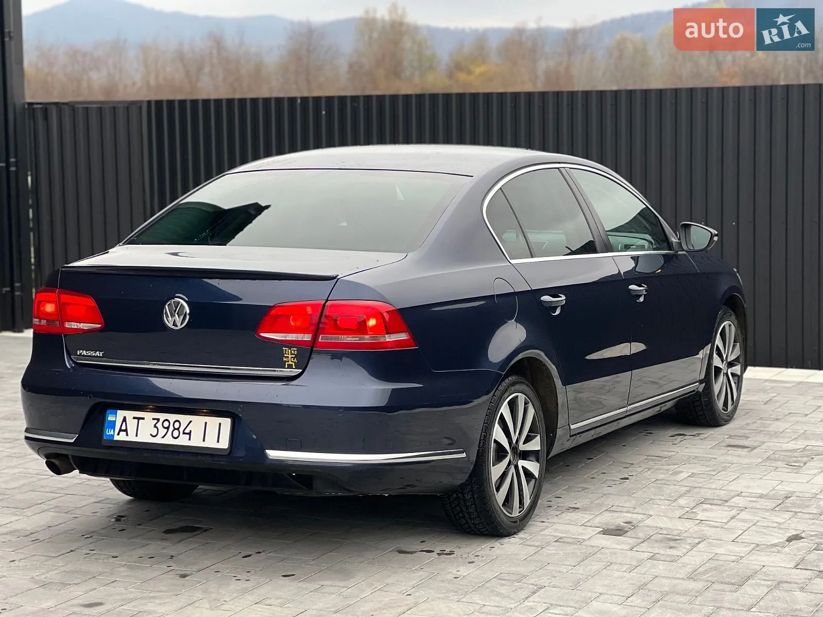 2010 Volkswagen Passat - мініатюра 8