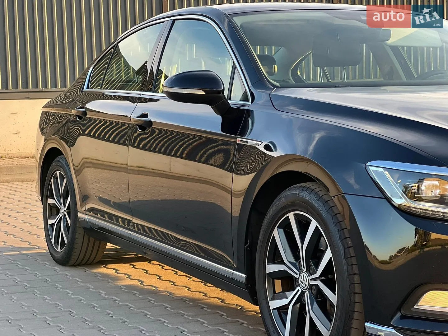2016 Volkswagen Passat - мініатюра 18
