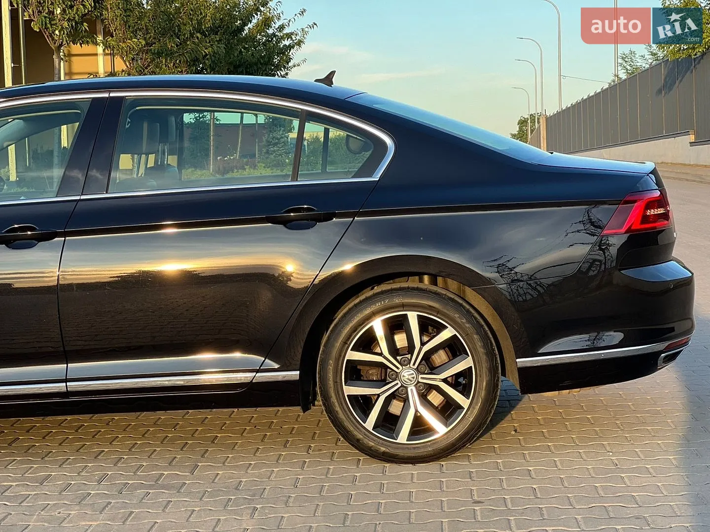 2016 Volkswagen Passat - мініатюра 21