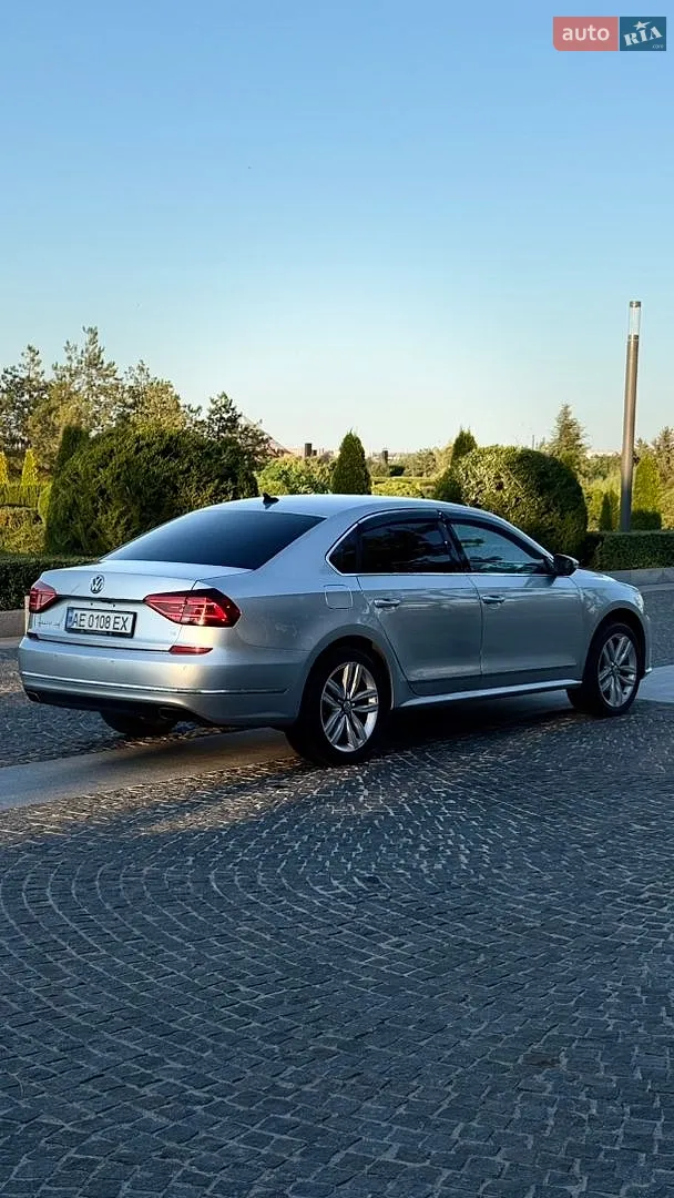 2016 Volkswagen Passat - мініатюра 10