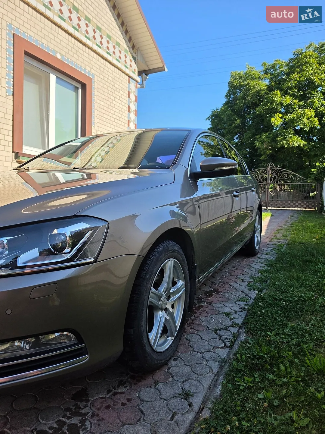2011 Volkswagen Passat - мініатюра 3
