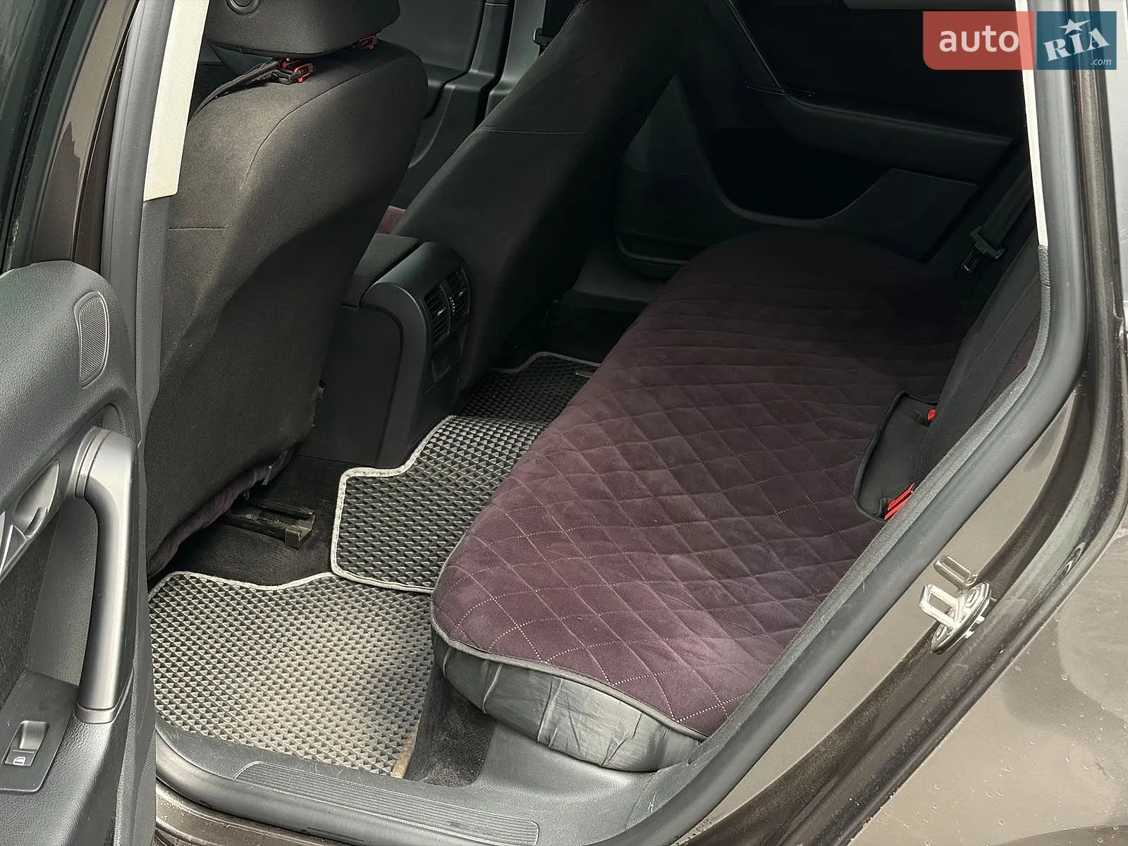 2013 Volkswagen Passat - мініатюра 29