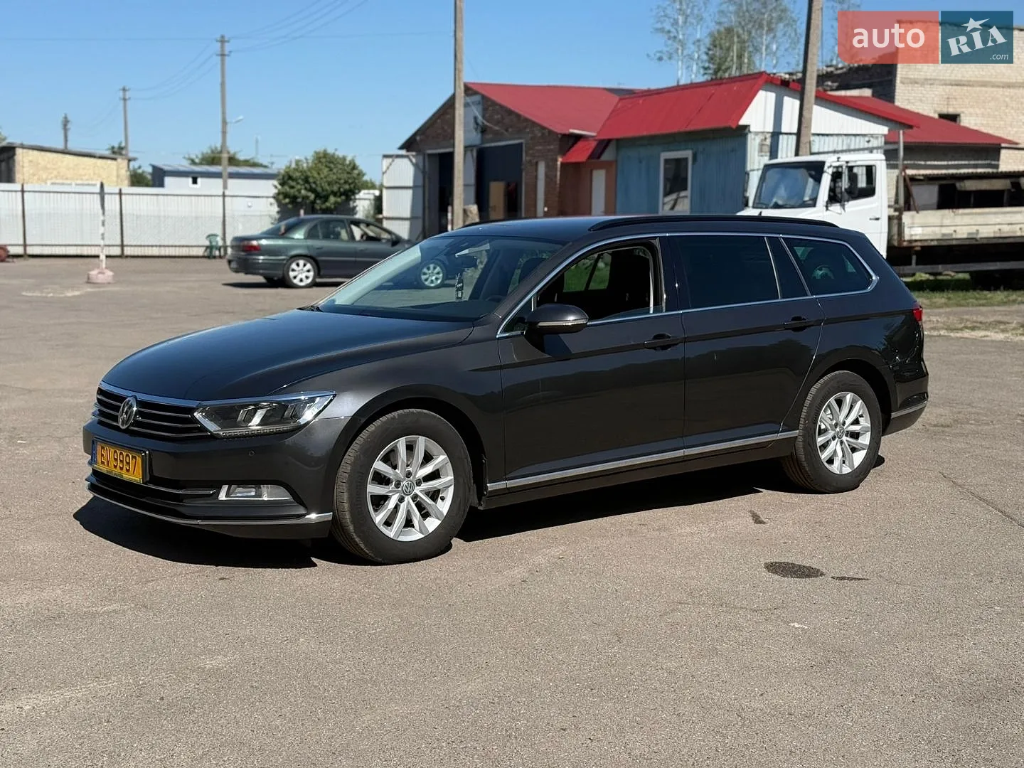 2019 Volkswagen Passat - мініатюра 2