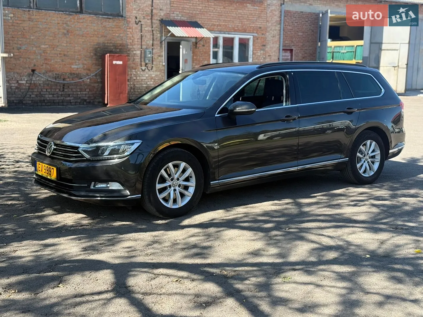 2019 Volkswagen Passat - мініатюра 21