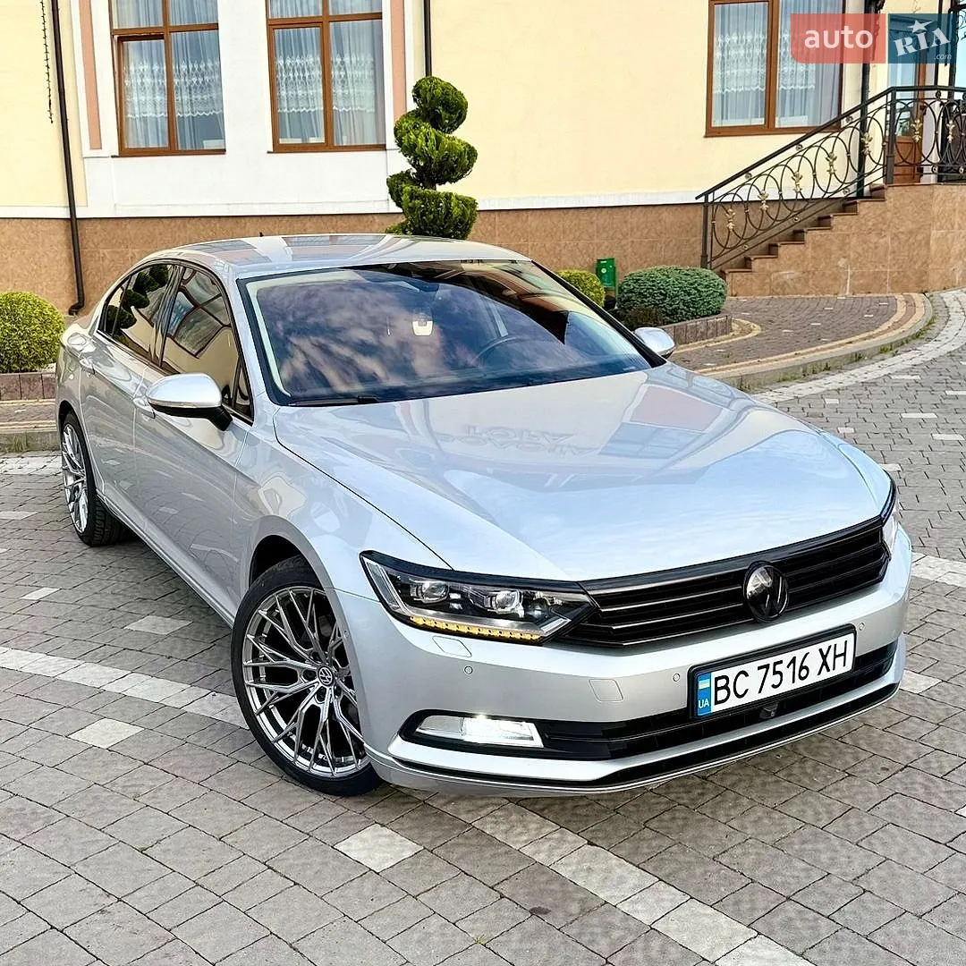 2016 Volkswagen Passat - мініатюра 2