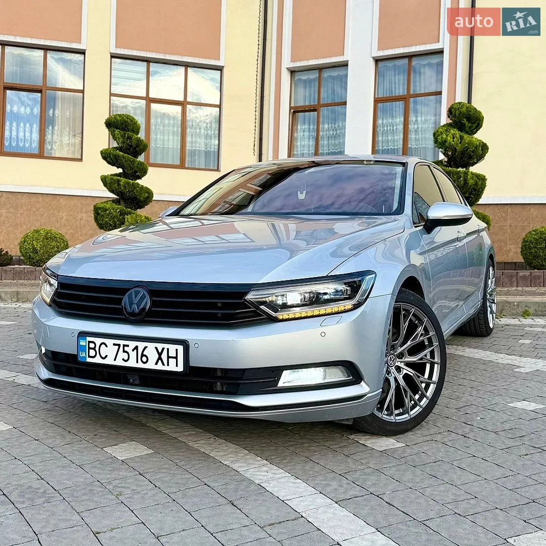 2016 Volkswagen Passat - мініатюра 4