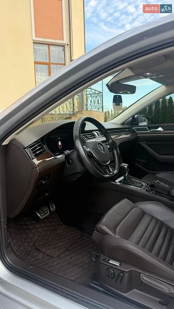 2016 Volkswagen Passat - мініатюра 11