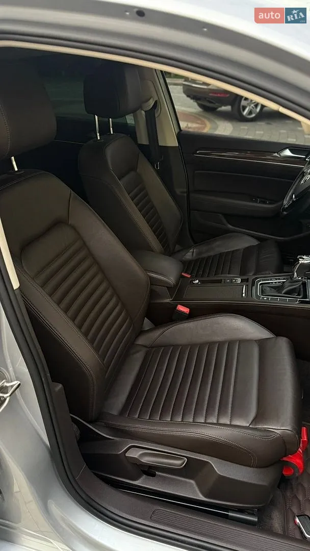 2016 Volkswagen Passat - мініатюра 17