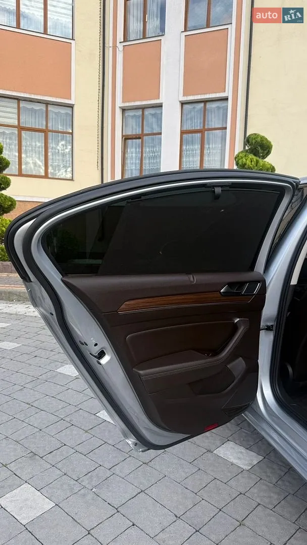 2016 Volkswagen Passat - мініатюра 20