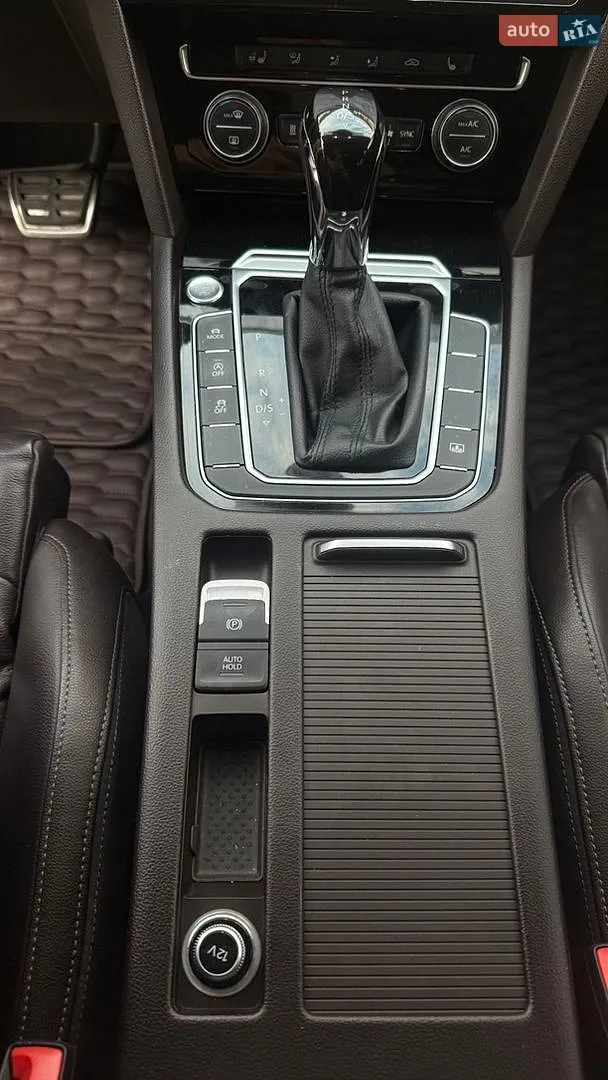 2016 Volkswagen Passat - мініатюра 28