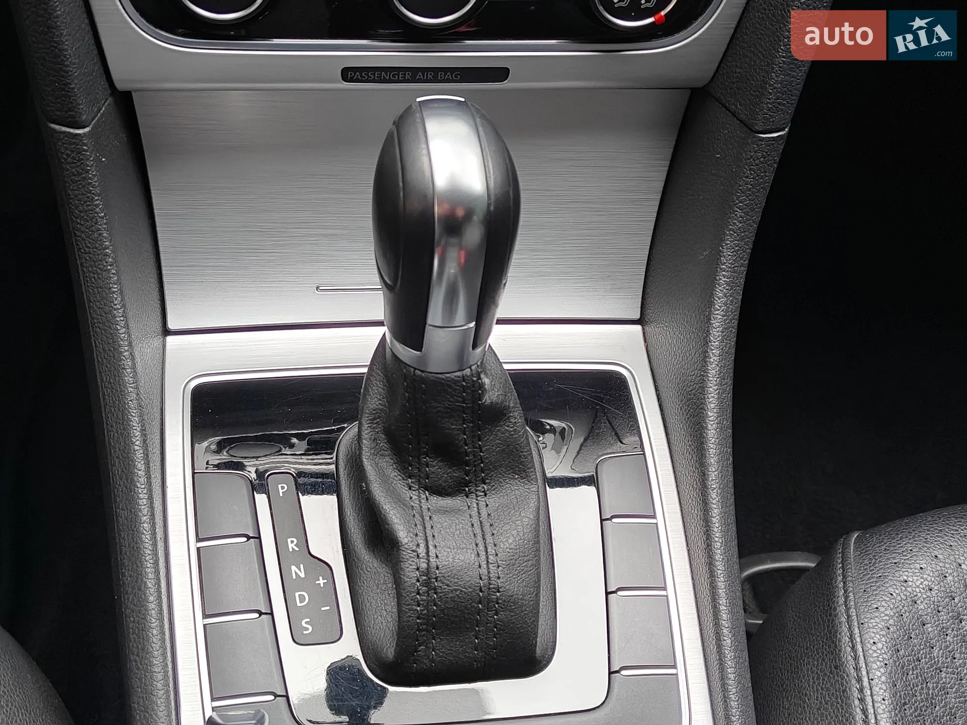 2013 Volkswagen Passat - мініатюра 21