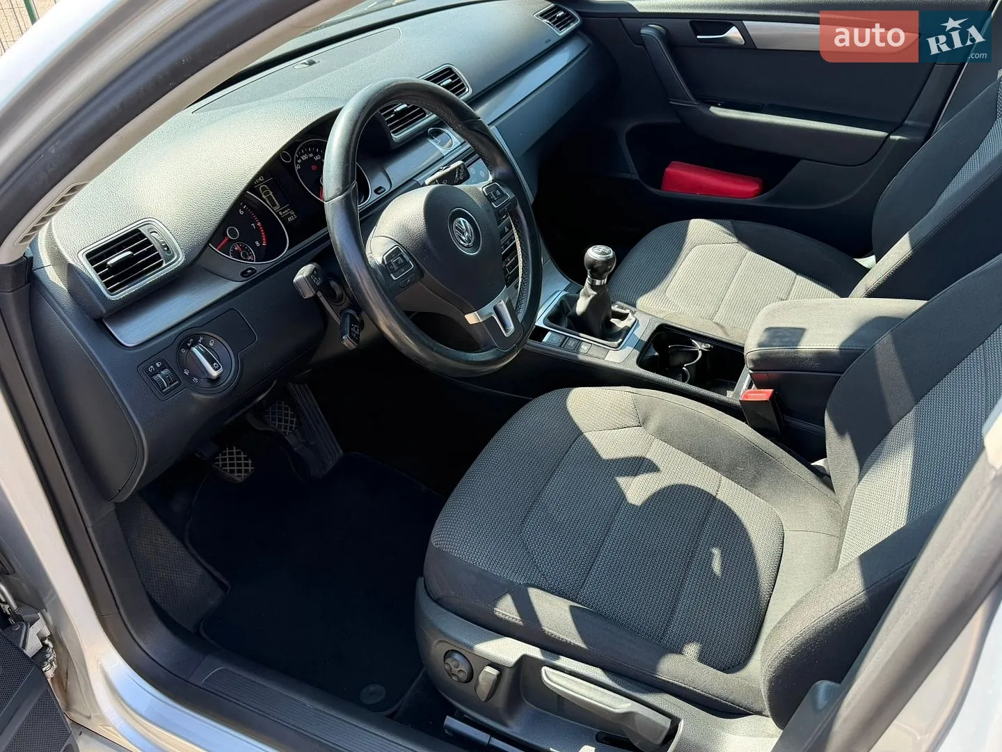 2011 Volkswagen Passat - мініатюра 12