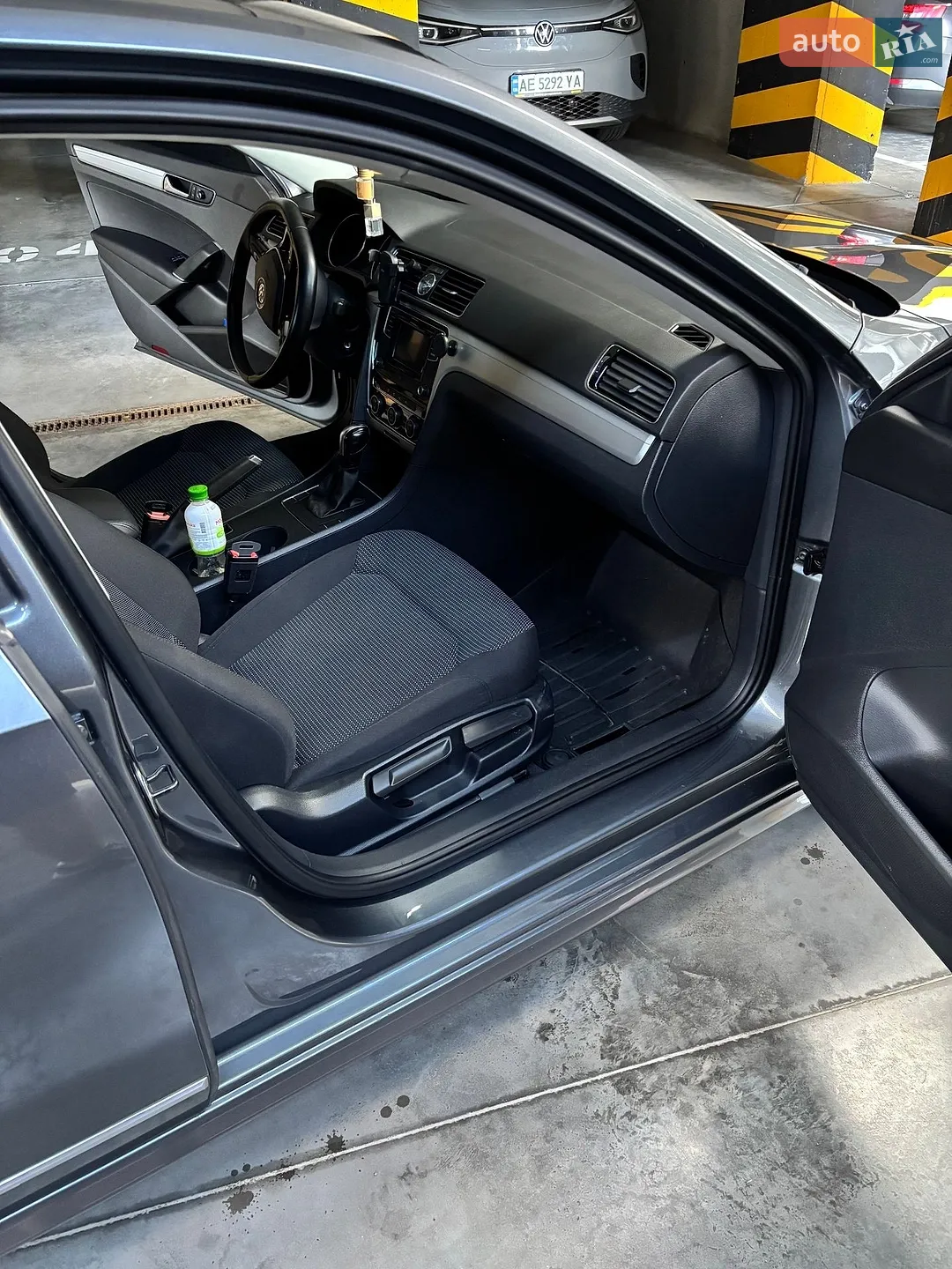 2016 Volkswagen Passat - мініатюра 13