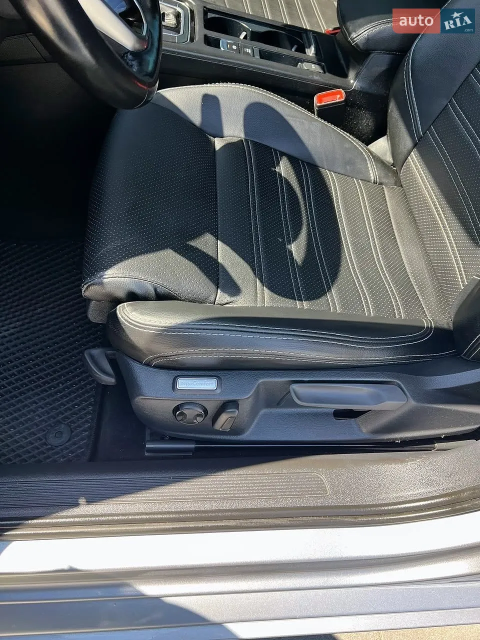 2020 Volkswagen Passat - мініатюра 10