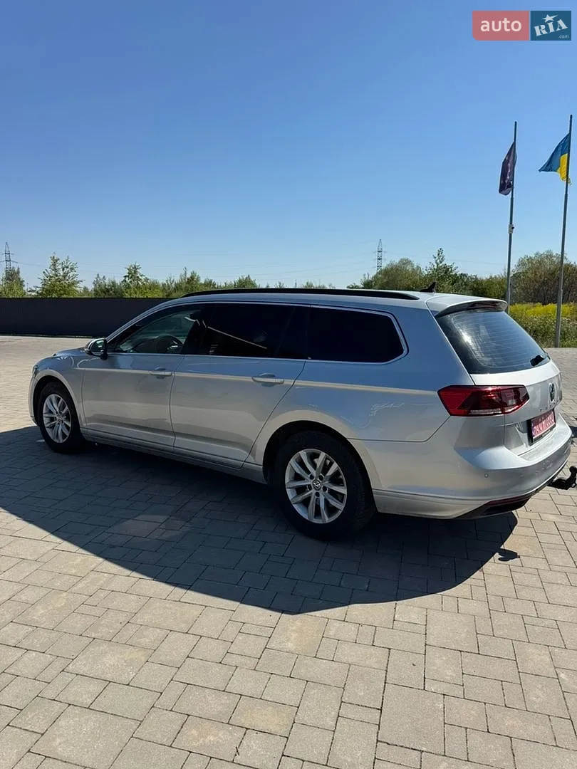 2019 Volkswagen Passat - мініатюра 9