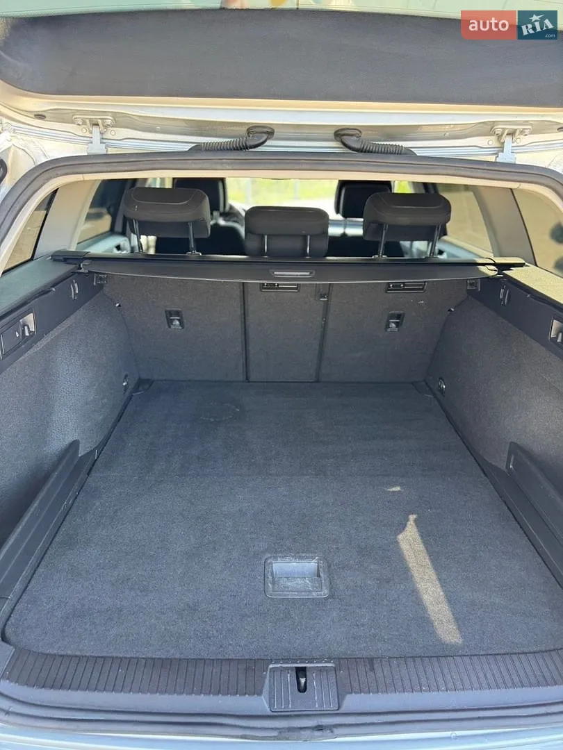 2019 Volkswagen Passat - мініатюра 36