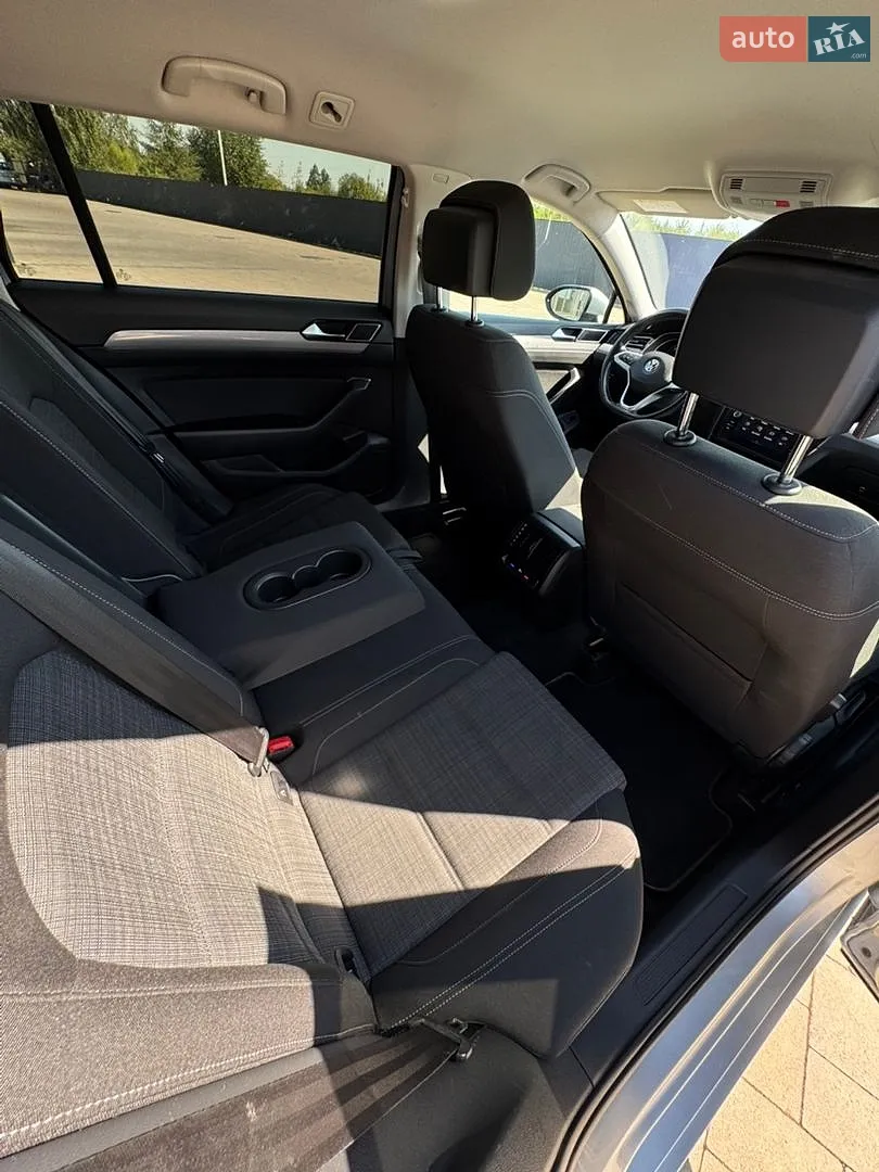 2019 Volkswagen Passat - мініатюра 38